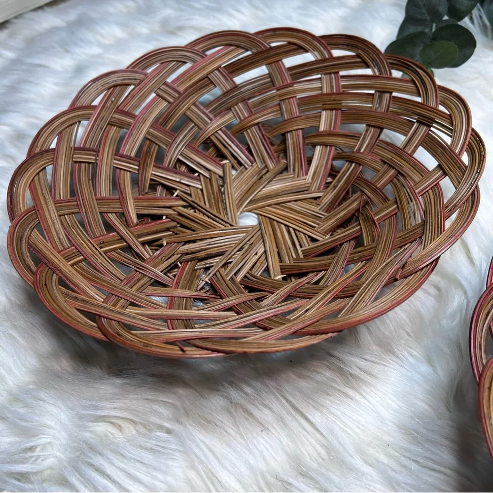 Pair of Vintage Wicker Baskets - Picture 7 of 16